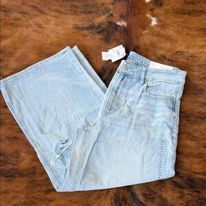 American Eagle Super High Rise Baggy Wide Leg Ankle Jeans
